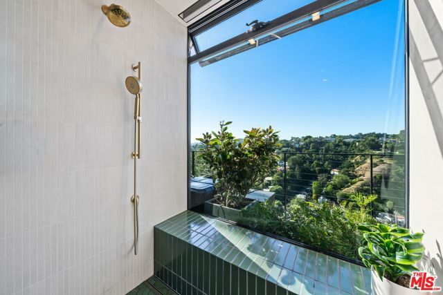 5671 Spreading Oak Drive, Los Angeles, CA 90068