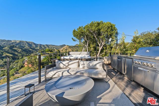 5671 Spreading Oak Drive, Los Angeles, CA 90068