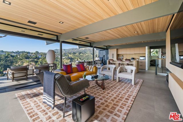 5671 Spreading Oak Drive, Los Angeles, CA 90068