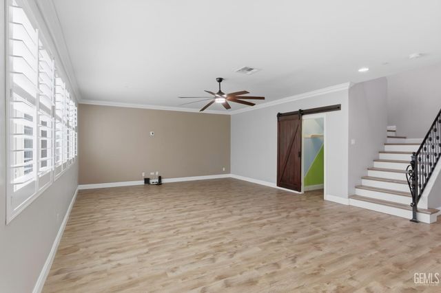 8216 Coral Point Court, Bakersfield, CA 93313