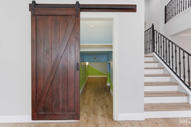 8216 Coral Point Court, Bakersfield, CA 93313