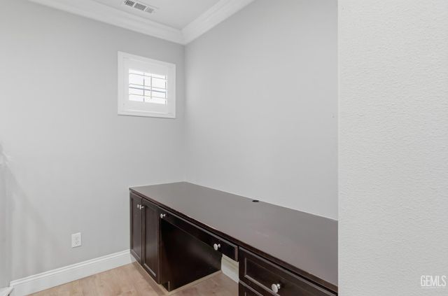 8216 Coral Point Court, Bakersfield, CA 93313