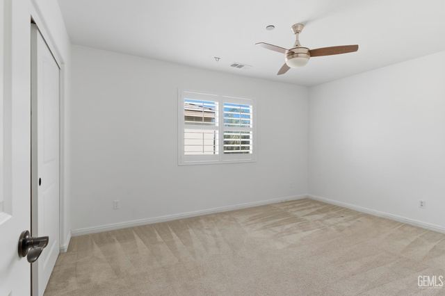 8216 Coral Point Court, Bakersfield, CA 93313