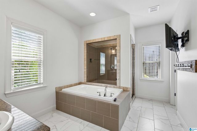 5971 MOUNTAIN VIEW TRACE, Trussville, AL 35173
