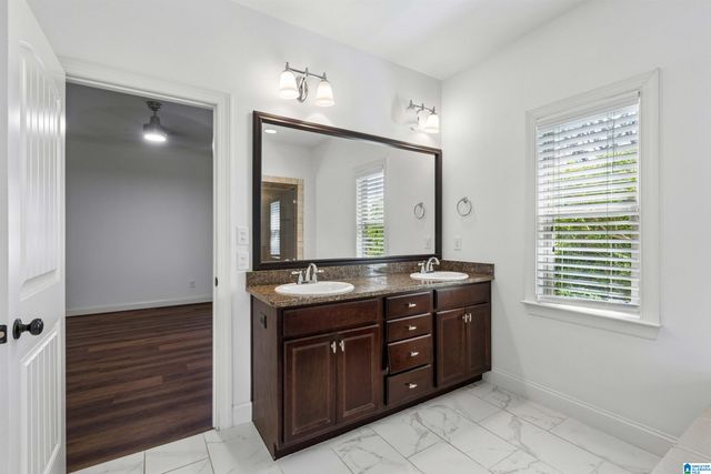 5971 MOUNTAIN VIEW TRACE, Trussville, AL 35173