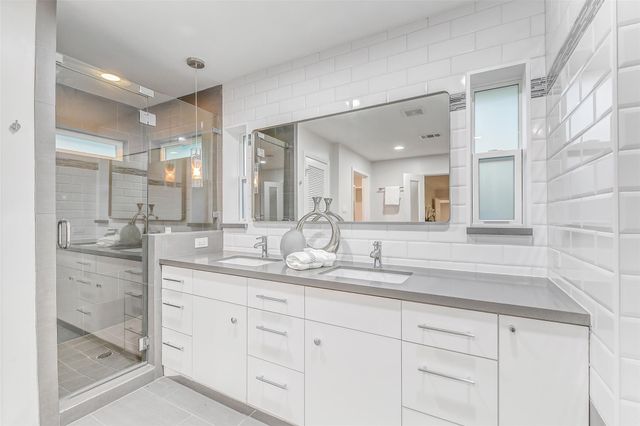 12326 Old Oaks Drive, Houston, TX 77024