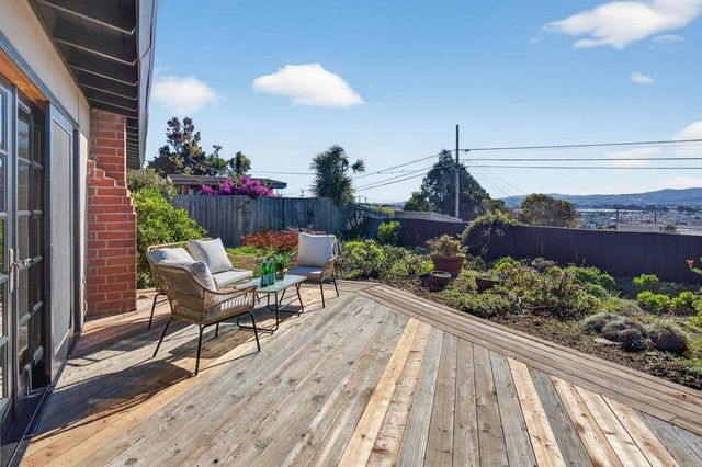 725 Palm Avenue, South San Francisco, CA 94080