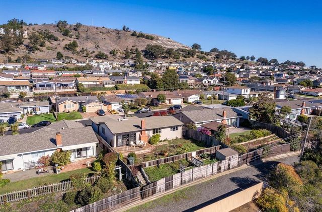 725 Palm Avenue, South San Francisco, CA 94080