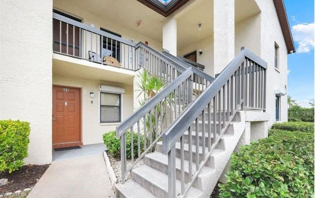 9270 Lake Park DR # 206, Fort Myers, FL 33919