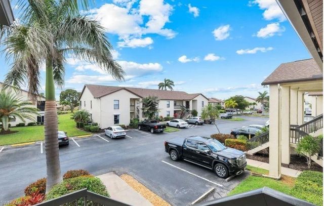 9270 Lake Park DR # 206, Fort Myers, FL 33919