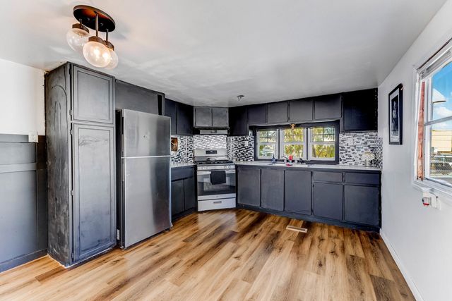 9001 S Cicero Avenue 227, Oak Lawn, IL 60453