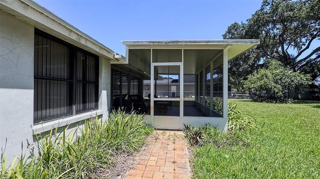 3895 CONINE DRIVE E, Winter Haven, FL 33881
