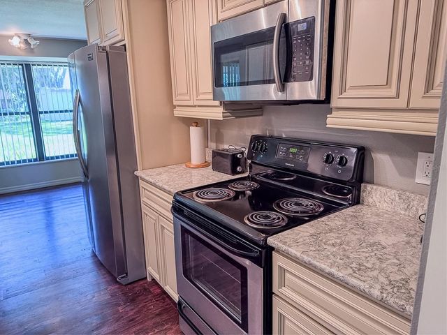 3895 CONINE DRIVE E, Winter Haven, FL 33881