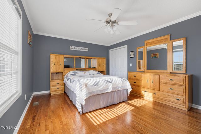 248 Stone Edge Circle, Kingsport, TN 37660