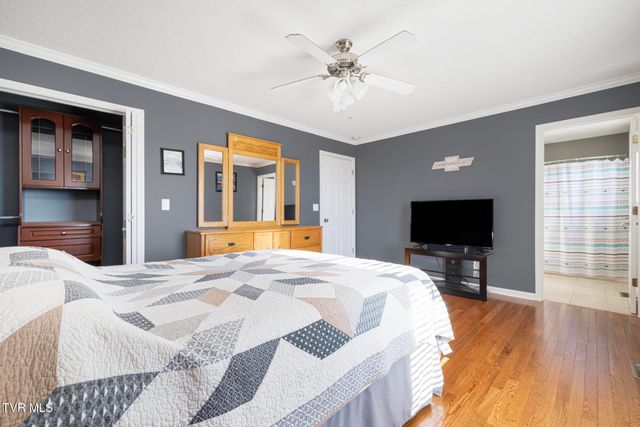 248 Stone Edge Circle, Kingsport, TN 37660