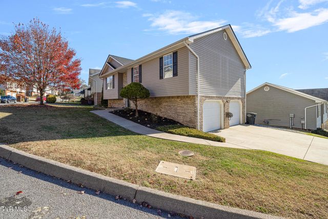 248 Stone Edge Circle, Kingsport, TN 37660