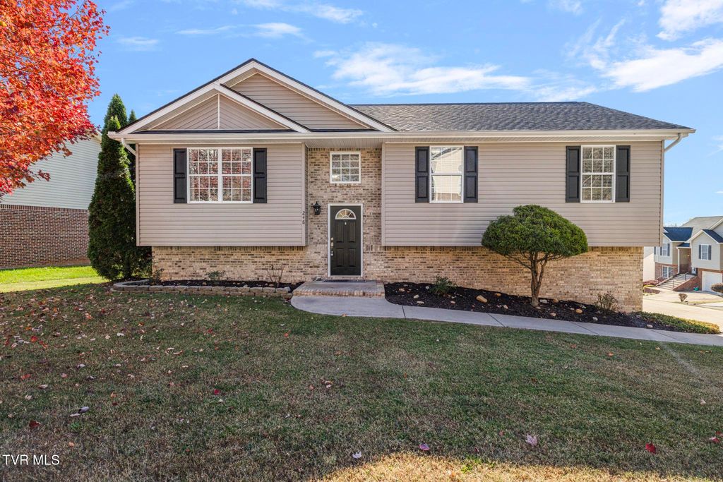 248 Stone Edge Circle, Kingsport, TN 37660
