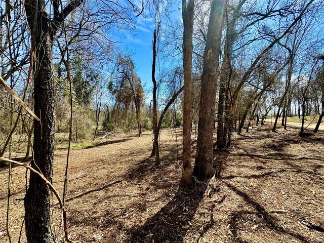 000 Plum Street, Mabank, TX 75156