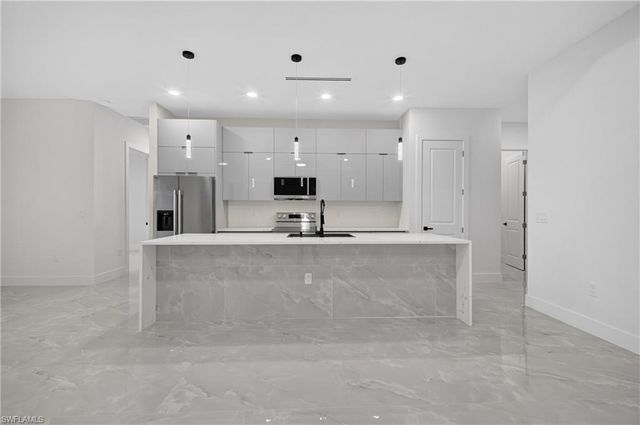 1335 RAZORBILL LN, Punta Gorda, FL 33983