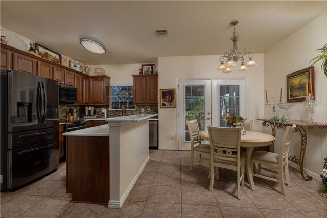 160 Greathouse Village, Decatur, TX 76234