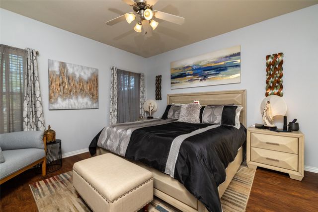 160 Greathouse Village, Decatur, TX 76234