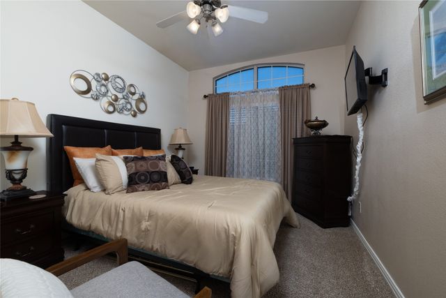 160 Greathouse Village, Decatur, TX 76234