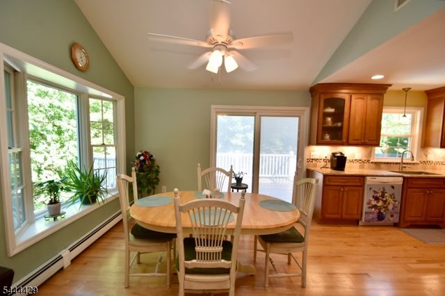 35 Deerfield Dr, Hardyston Twp., NJ 07416