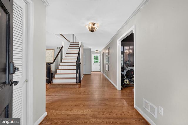 715 AMBLESIDE DR, Wilmington, DE 19808