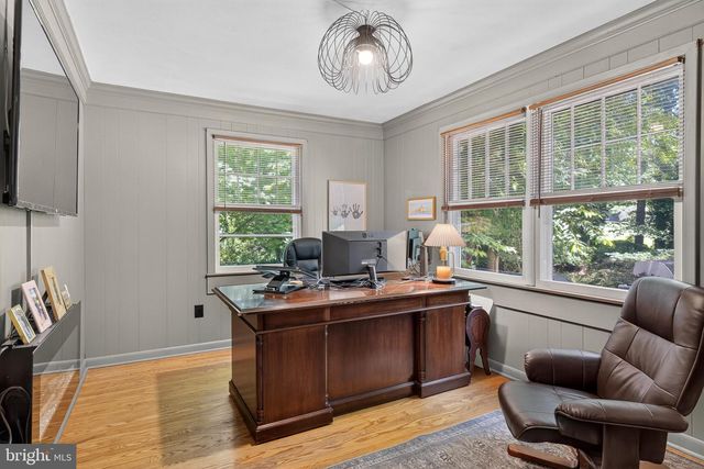 715 AMBLESIDE DR, Wilmington, DE 19808