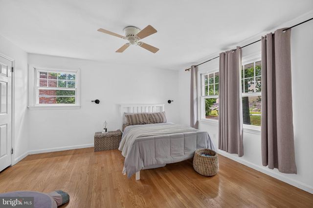 715 AMBLESIDE DR, Wilmington, DE 19808
