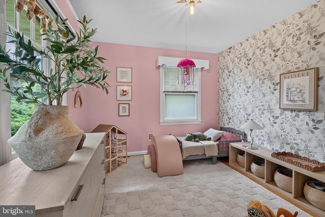 715 AMBLESIDE DR, Wilmington, DE 19808