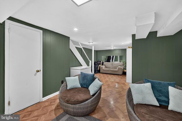 715 AMBLESIDE DR, Wilmington, DE 19808