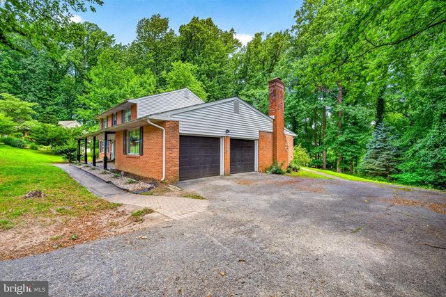 715 AMBLESIDE DR, Wilmington, DE 19808