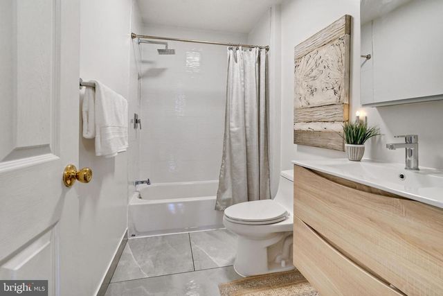 5232 5TH ST NW, Washington, DC 20011