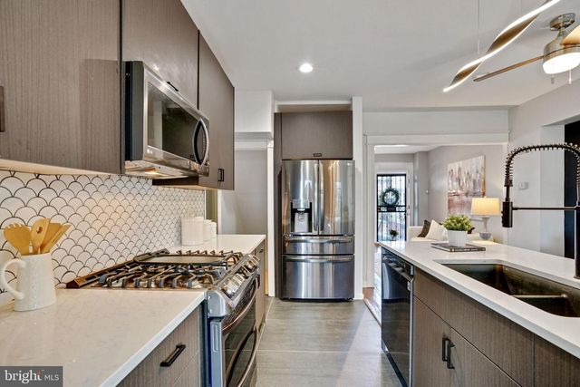 5232 5TH ST NW, Washington, DC 20011