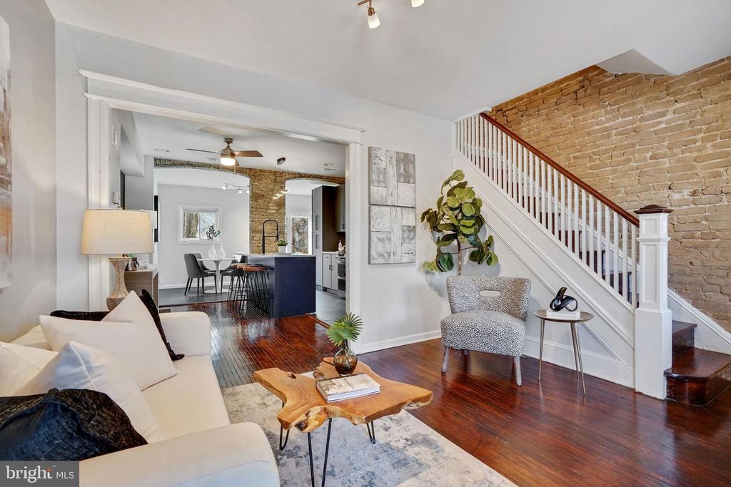 5232 5TH ST NW, Washington, DC 20011