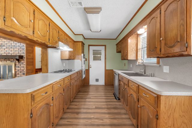 202 Diane Drive, Sanger, TX 76266