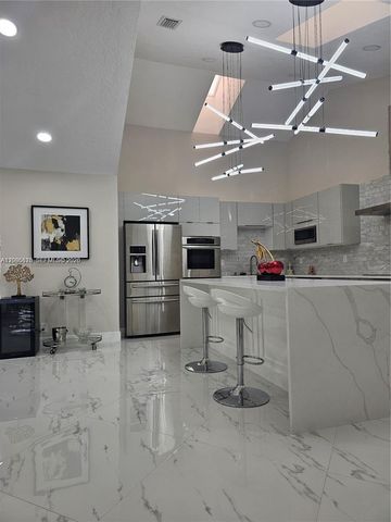 4 Alford Court, Palm Beach Gardens, FL 33418