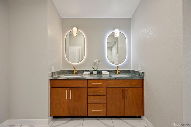 11070 W 72nd Place, Arvada, CO 80005