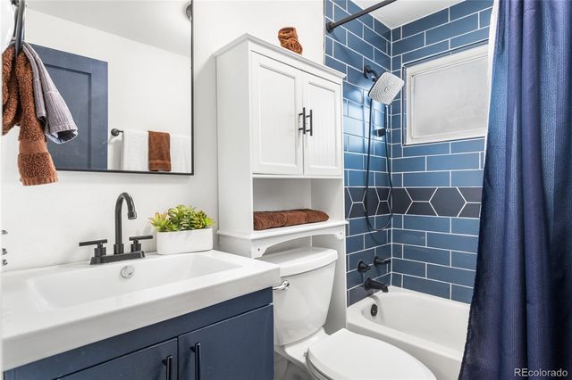 767 Hanover Street, Aurora, CO 80010