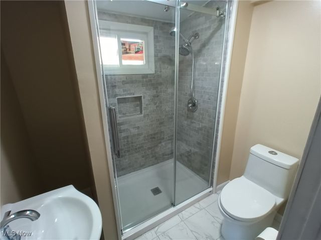 3104 Liggett Drive, Parma, OH 44134