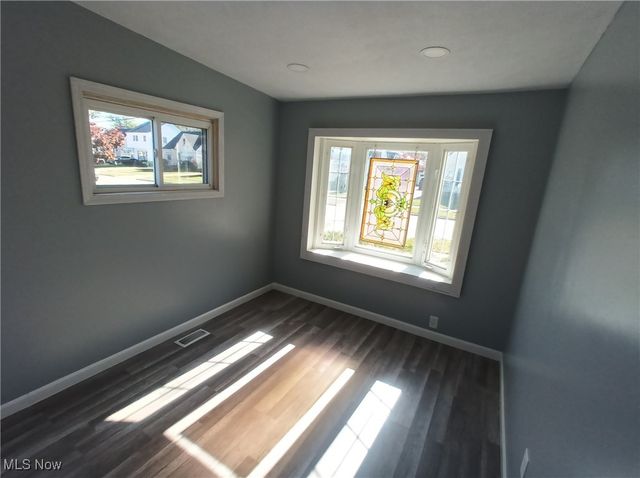 3104 Liggett Drive, Parma, OH 44134