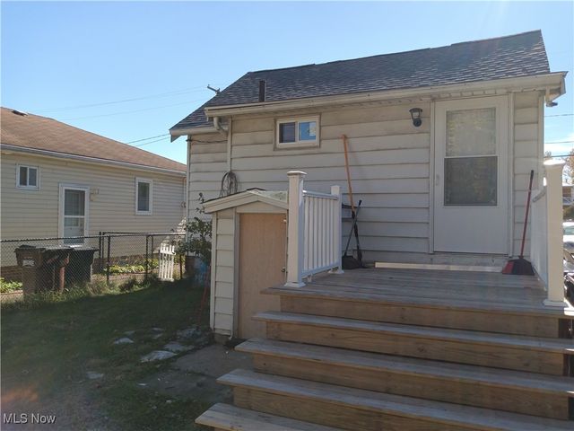 3104 Liggett Drive, Parma, OH 44134