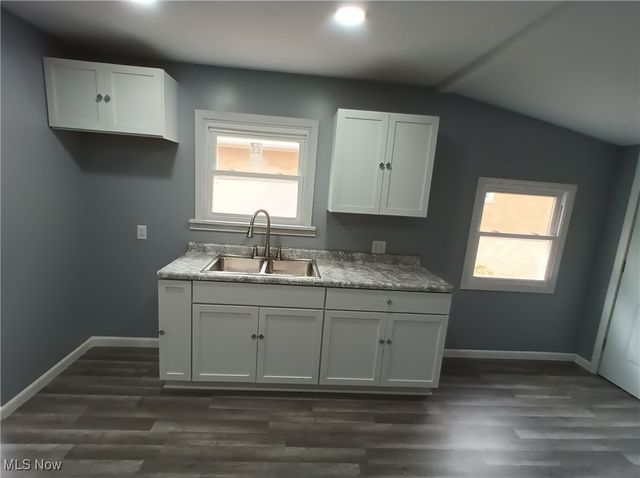 3104 Liggett Drive, Parma, OH 44134