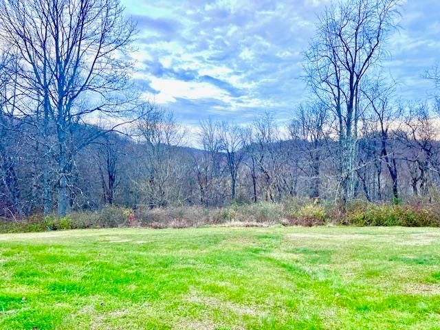 71 Private Drive 282, Chesapeake, OH 45619