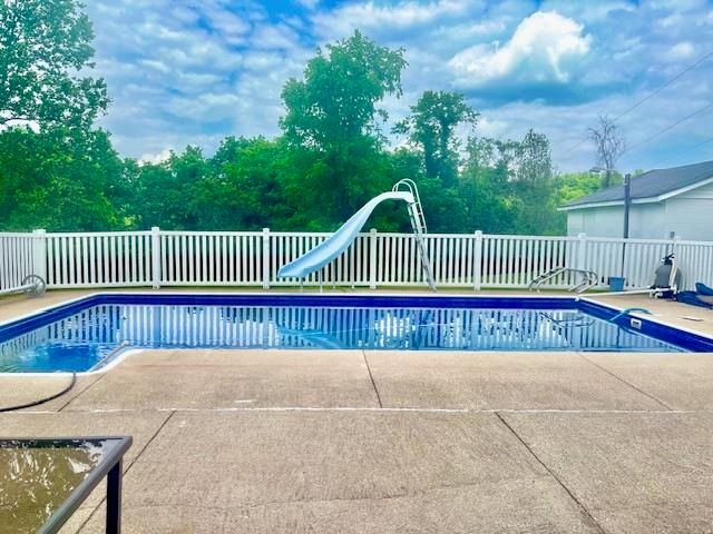 71 Private Drive 282, Chesapeake, OH 45619