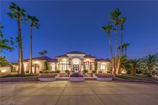 9390 Stange Avenue, Las Vegas, NV 89129