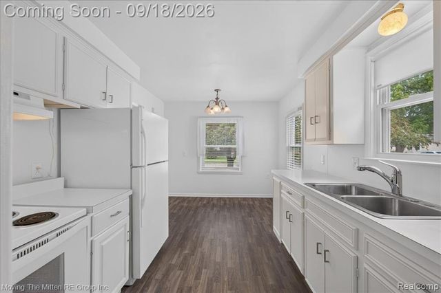 2326 Rowland Avenue, Royal Oak, MI 48067