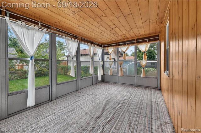2326 Rowland Avenue, Royal Oak, MI 48067