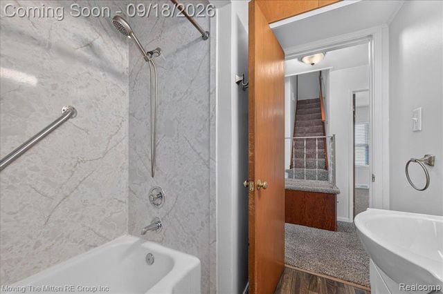 2326 Rowland Avenue, Royal Oak, MI 48067